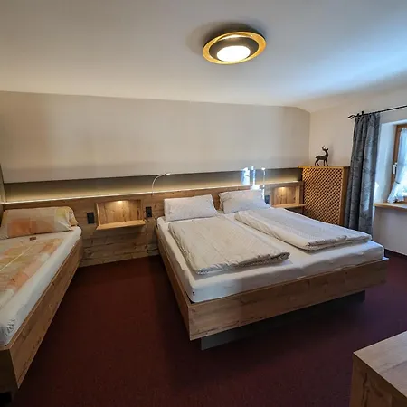 Jodlschmid Apartamento *